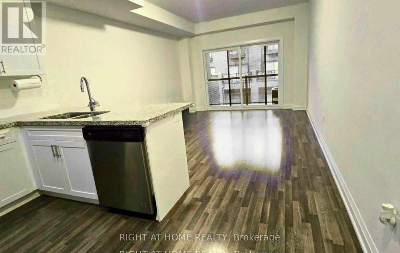 Unit#1 - 1758 Lawrence Avenue W, Toronto, Ontario  M6L 3C4 - Photo 8 - W13629002