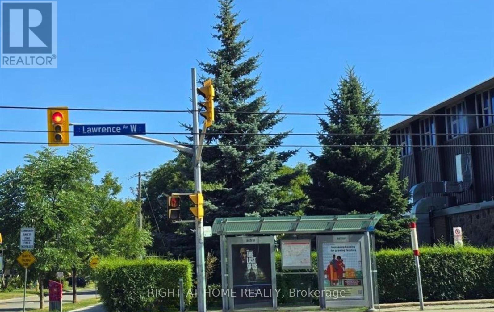 Unit#1 - 1758 Lawrence Avenue W, Toronto, Ontario  M6L 3C4 - Photo 37 - W13629002