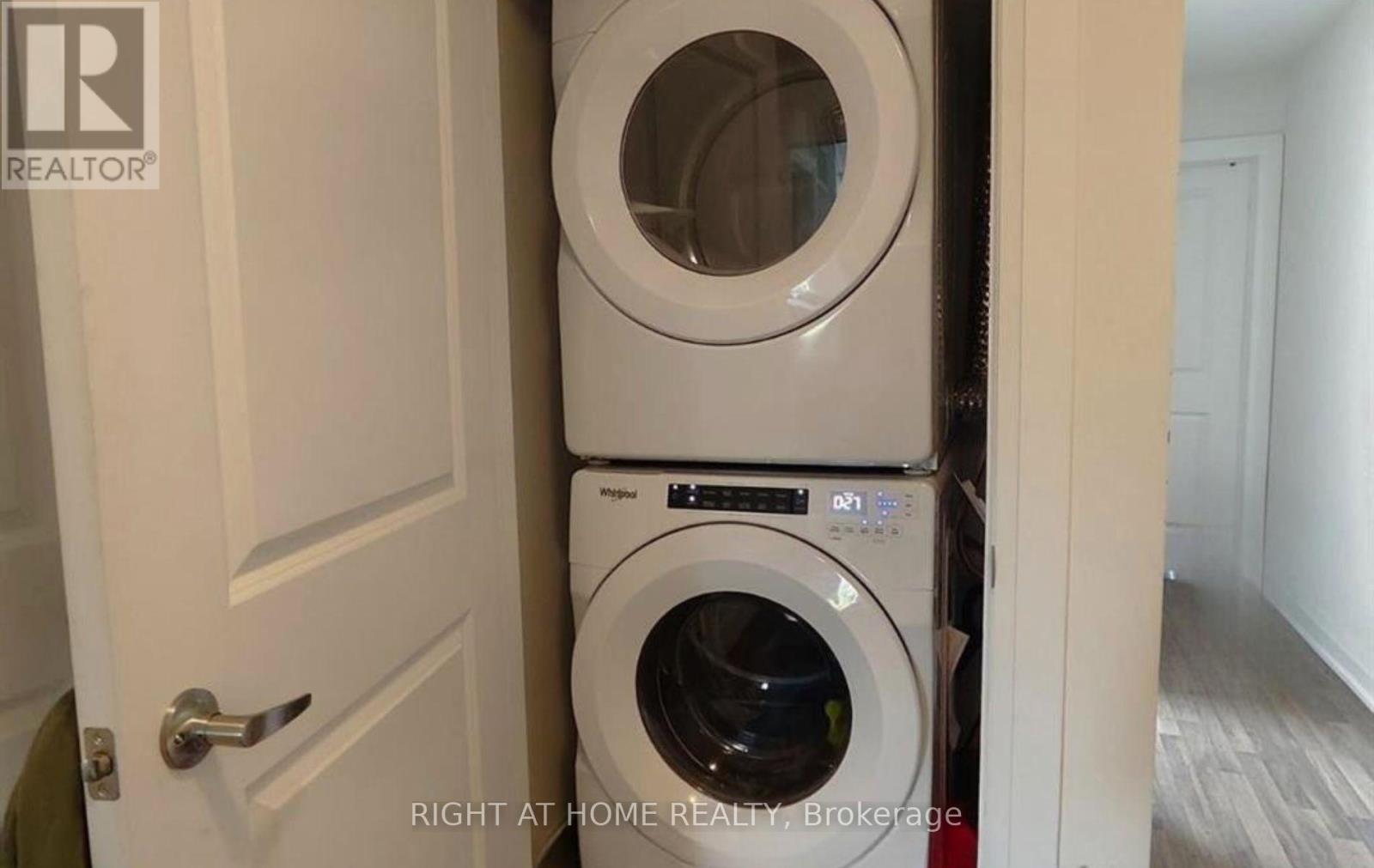 Unit#1 - 1758 Lawrence Avenue W, Toronto, Ontario  M6L 3C4 - Photo 32 - W13629002