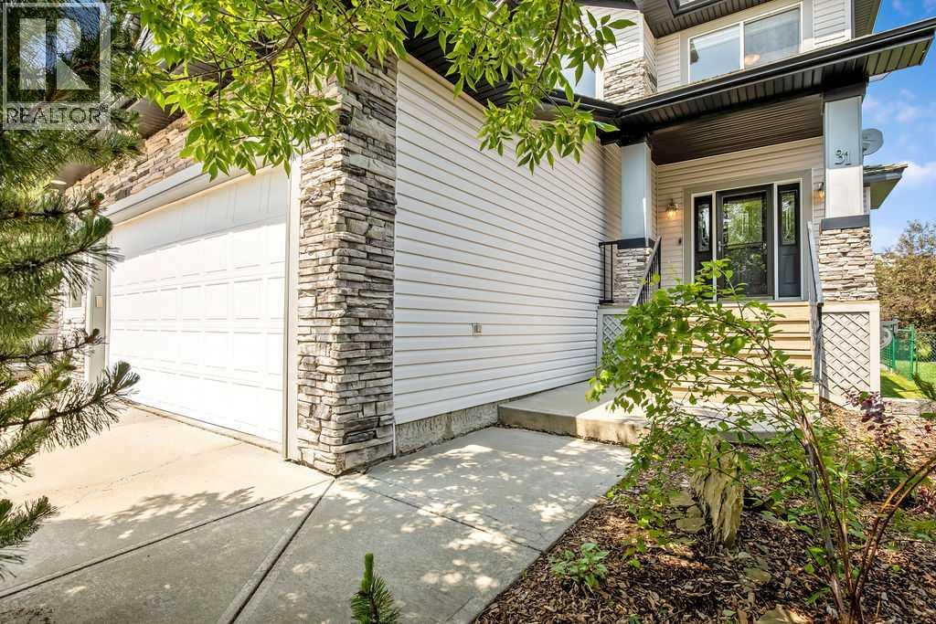 31 Gleneagles Terrace, Cochrane, Alberta  T4C 1W4 - Photo 5 - A2334182