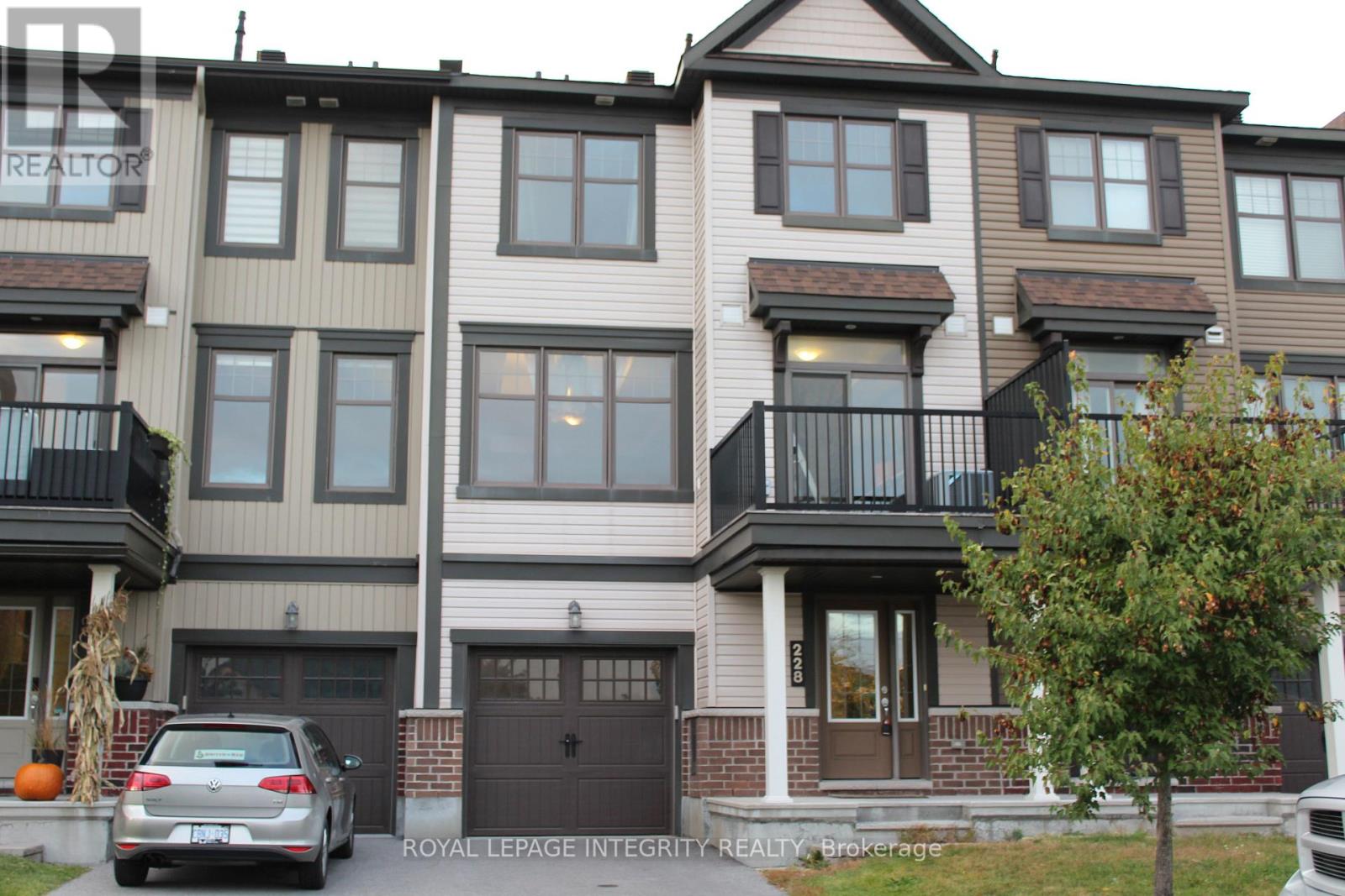 228 HALYARD WAY, Ottawa, Ontario