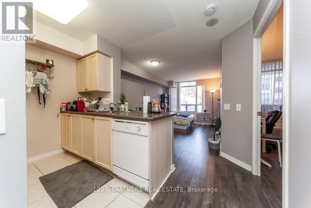 303 - 155 Beecroft Road, Toronto, Ontario  M2N 7C6 - Photo 6 - C13590790