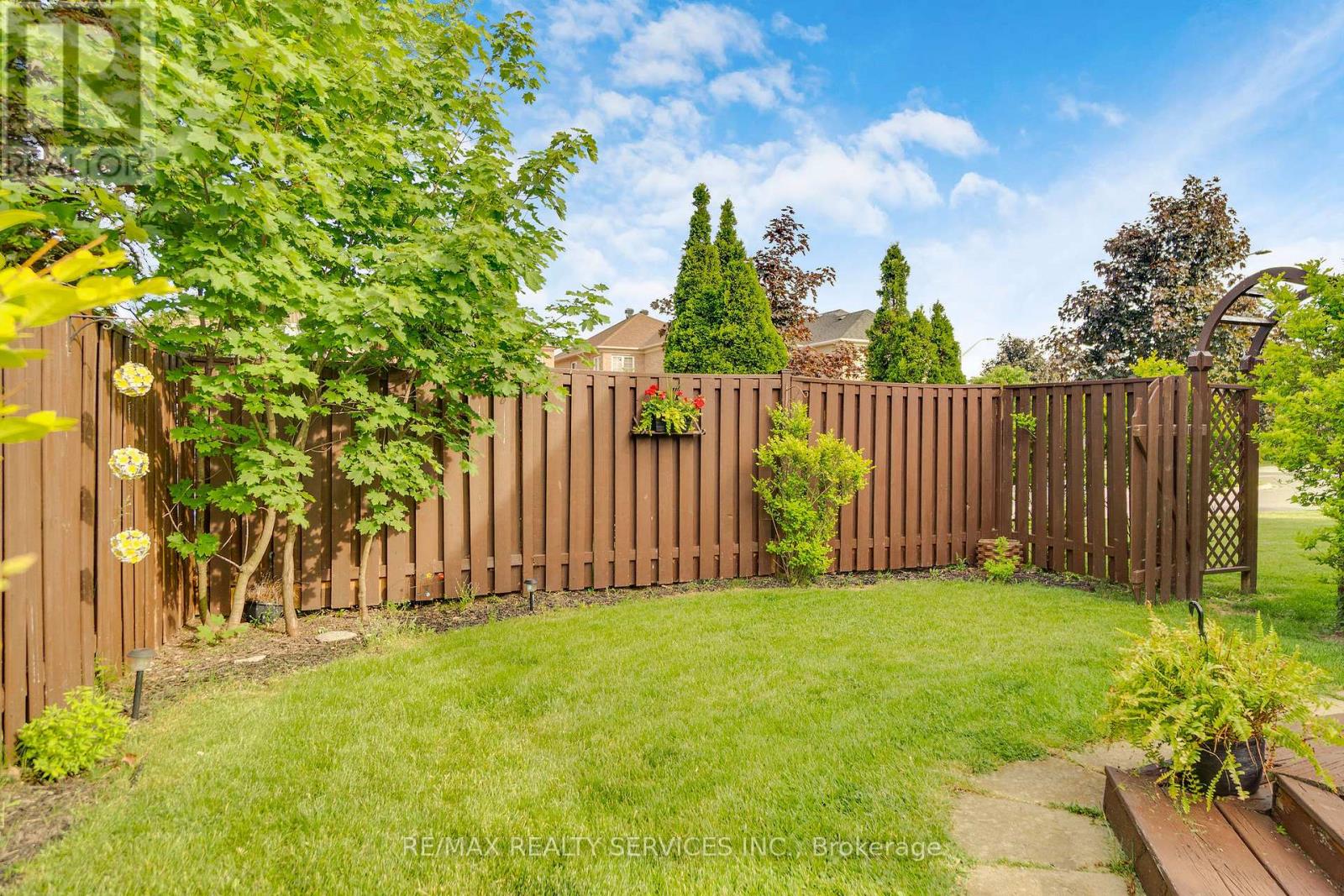 7419 Black Walnut Trail, Mississauga, Ontario  L5N 8A4 - Photo 41 - W13664930