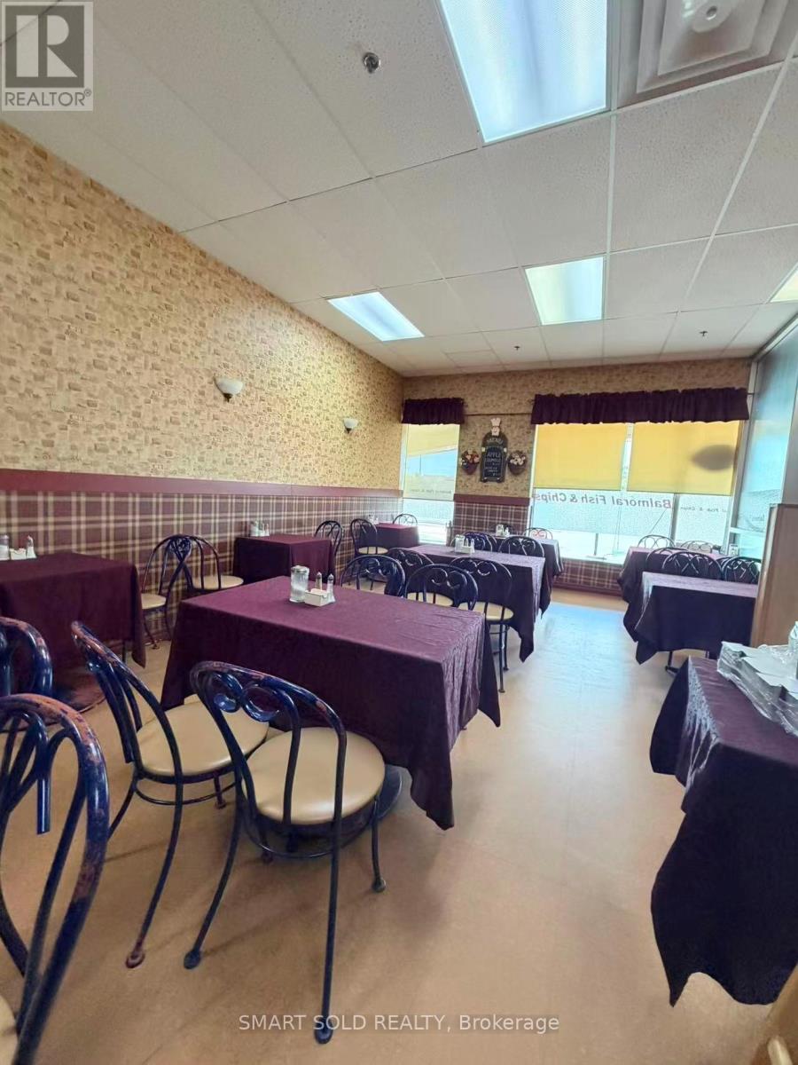 8 - 250 Bayly Street W, Ajax, Ontario  L1S 3V4 - Photo 2 - E13704822
