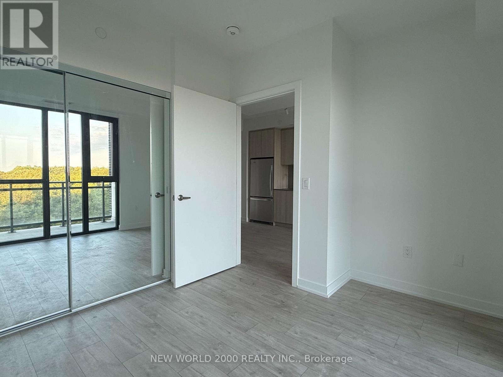 720 - 740 Whitlock Avenue, Milton, Ontario L9E 2B5 - Photo 11 - W13704828