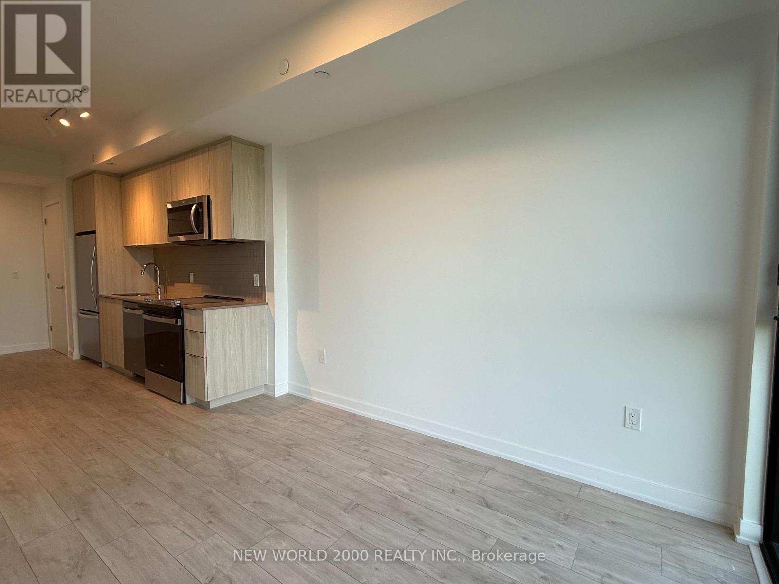 720 - 740 Whitlock Avenue, Milton, Ontario L9E 2B5 - Photo 14 - W13704828