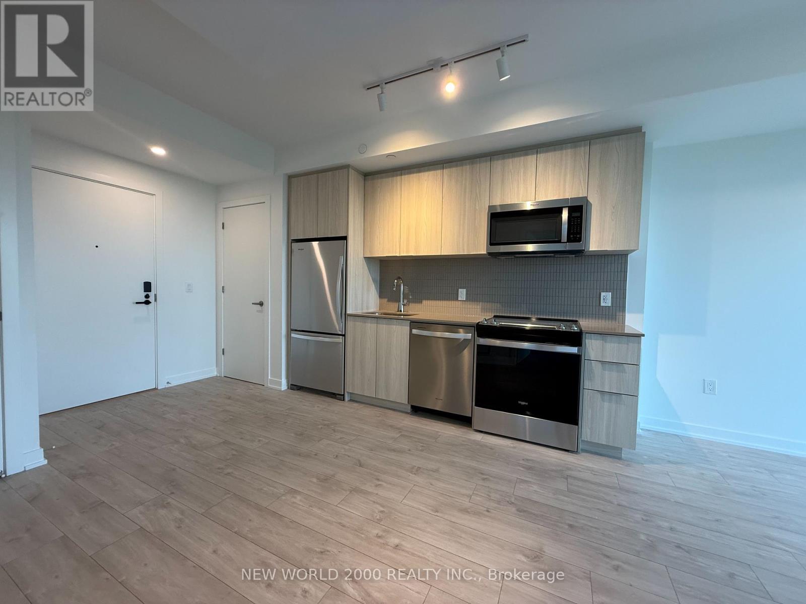 720 - 740 Whitlock Avenue, Milton, Ontario L9E 2B5 - Photo 15 - W13704828