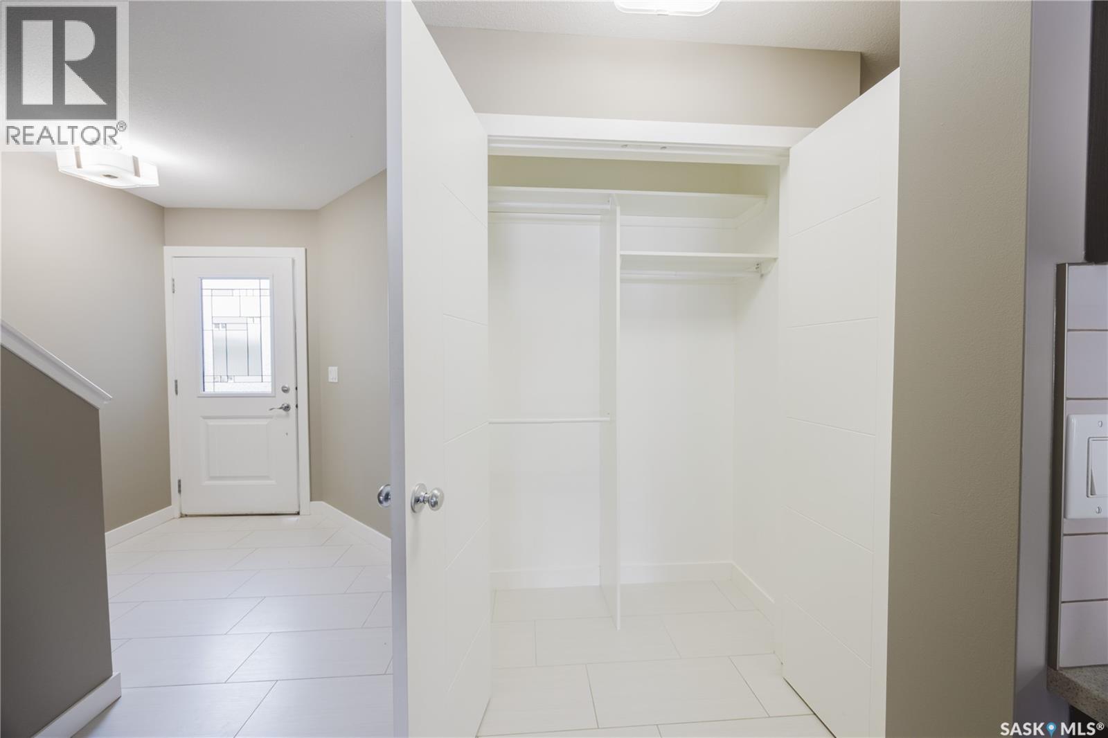 127 Dagnone Lane, Saskatoon, Saskatchewan  S7V 0P6 - Photo 20 - SK046348