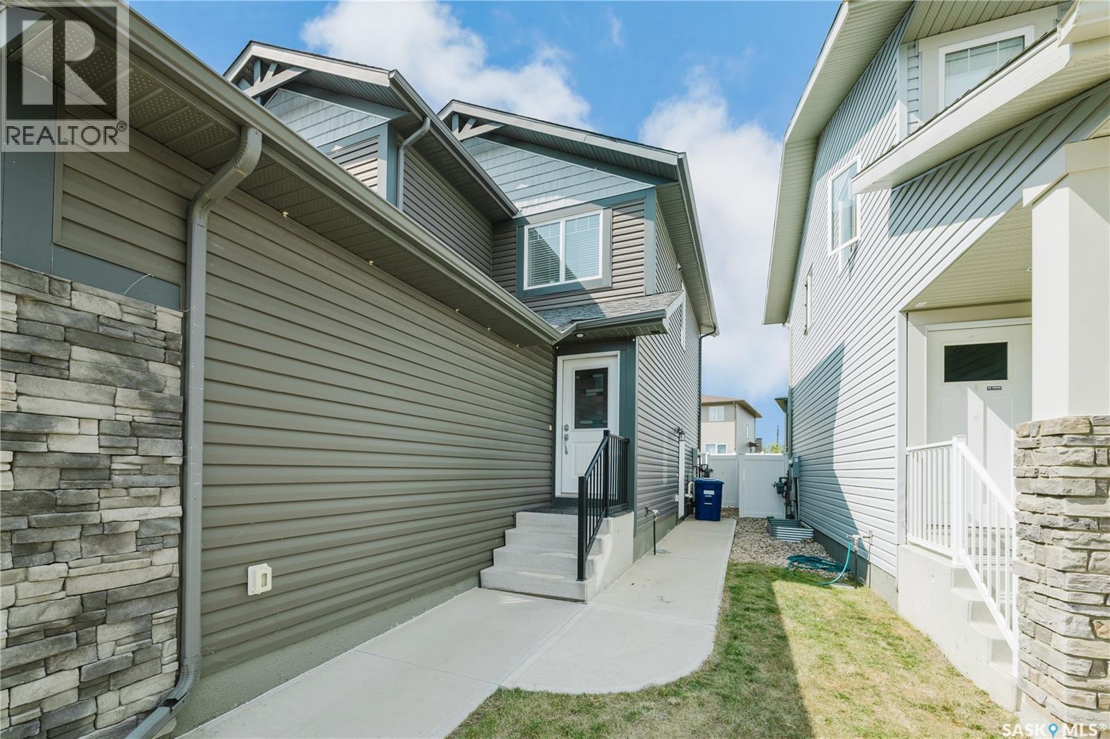 127 Dagnone Lane, Saskatoon, Saskatchewan  S7V 0P6 - Photo 6 - SK046348