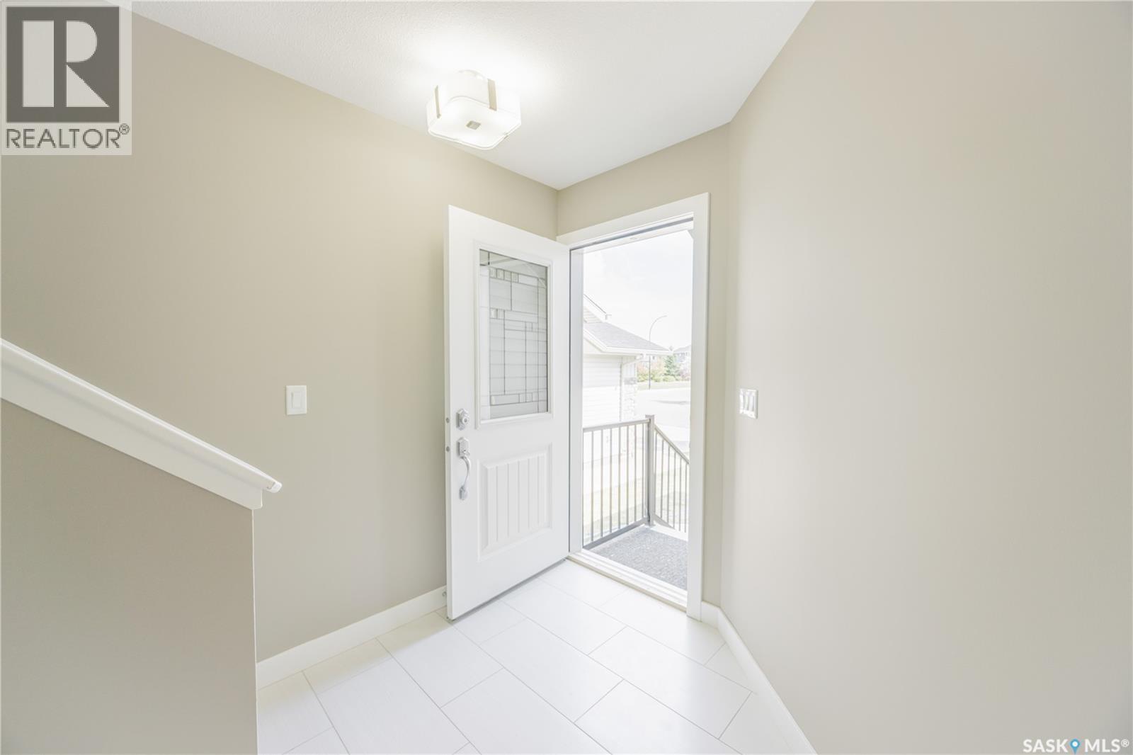 127 Dagnone Lane, Saskatoon, Saskatchewan  S7V 0P6 - Photo 8 - SK046348