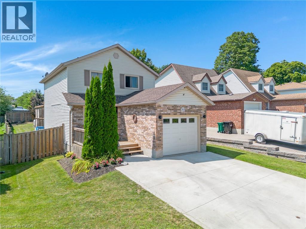 311 Misty Crescent, Kitchener, Ontario  N2B 3V6 - Photo 2 - 40857639