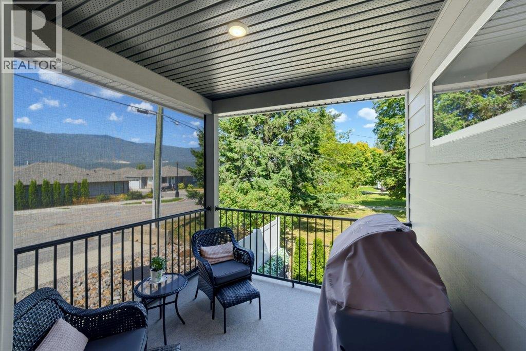 1840 10 Street SW Unit# 1, Salmon Arm, British Columbia  V1E 0H2 - Photo 16 - 10397677
