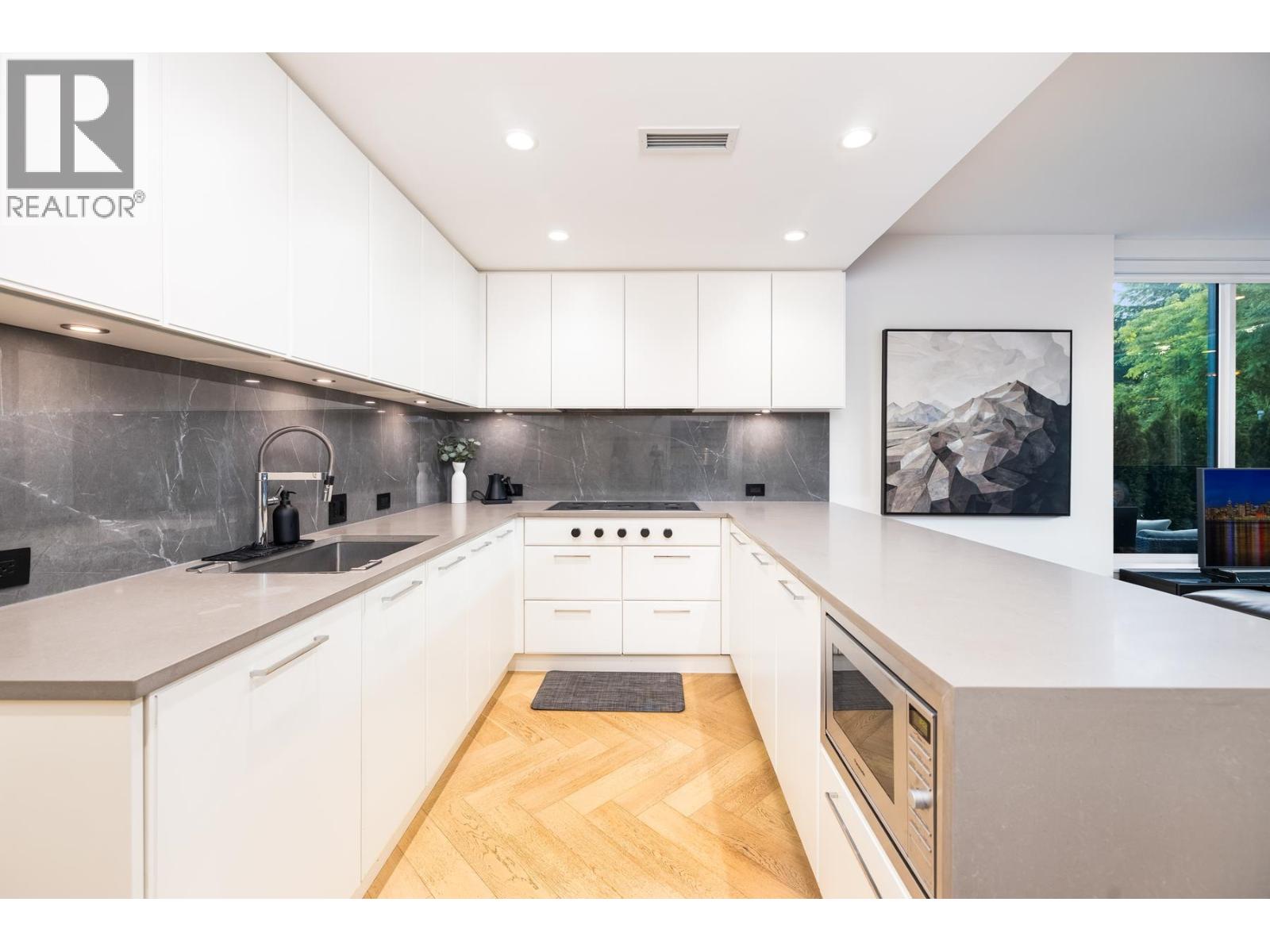 601 W 31st Avenue, Vancouver, British Columbia  V5Z 0J7 - Photo 9 - R3133310