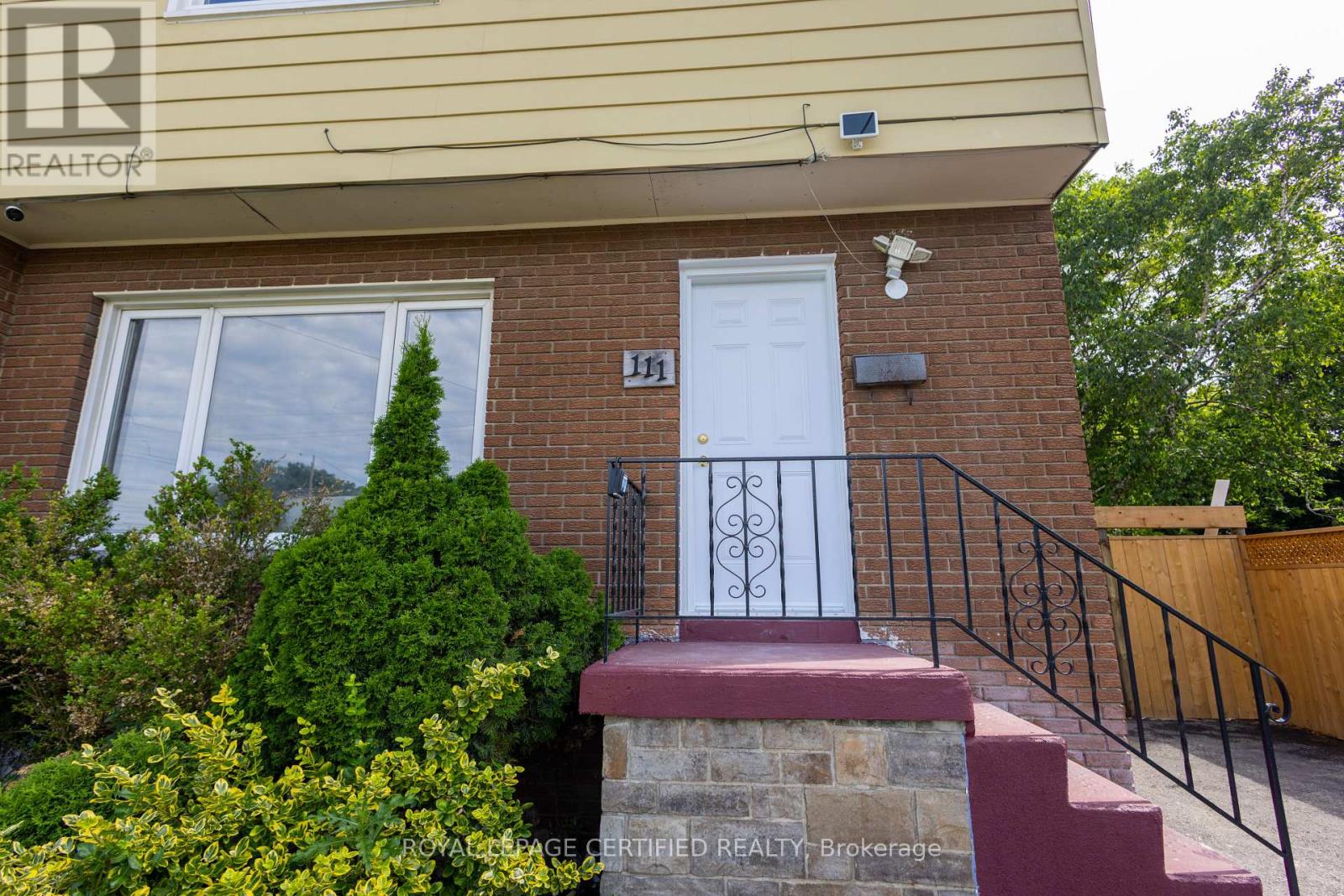 111 Limeridge Road W, Hamilton, Ontario  L9C 2V3 - Photo 7 - X13682614
