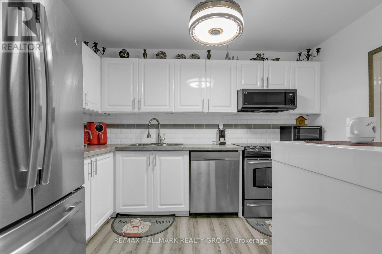 1 - 240 Fenerty Court, Ottawa, Ontario  K2L 3A7 - Photo 10 - X13477228