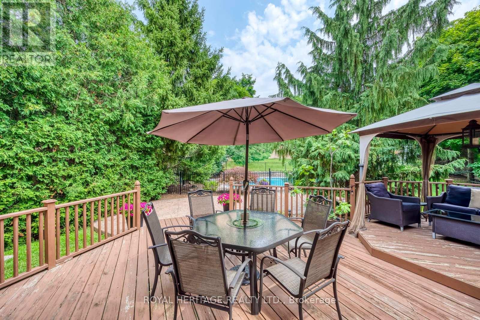 1451 Ravensmoor Crescent, Mississauga, Ontario  L5M 3L4 - Photo 38 - W13623866