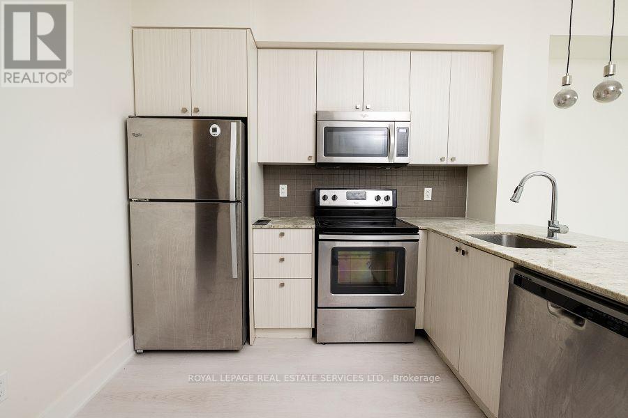 2008 - 88 Sheppard Avenue E, Toronto, Ontario  M2N 6Y2 - Photo 6 - C13704850
