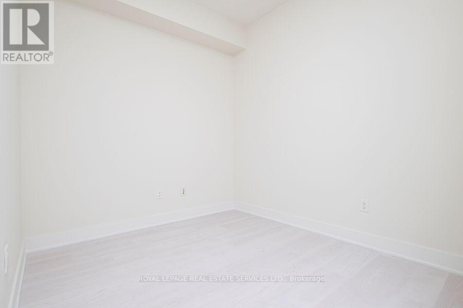 2008 - 88 Sheppard Avenue E, Toronto, Ontario  M2N 6Y2 - Photo 8 - C13704850