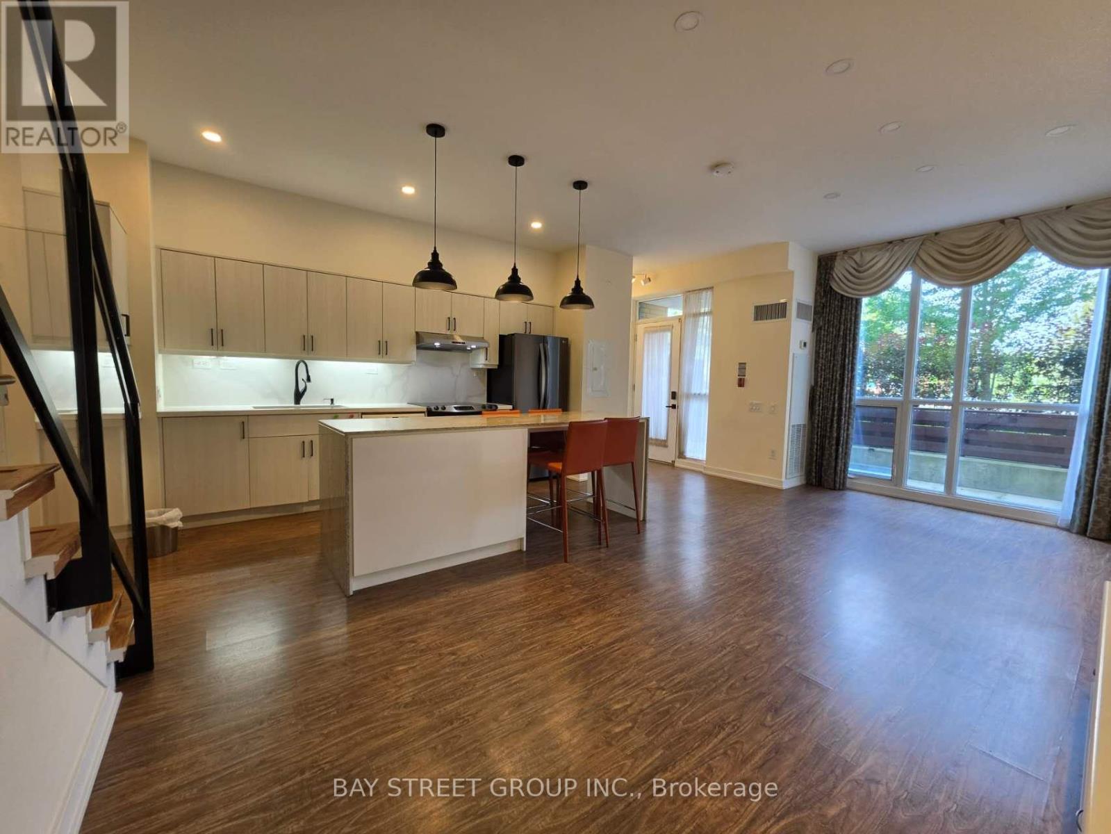 Th 3 - 29 Singer Court, Toronto, Ontario  M2K 0B3 - Photo 7 - C13704856