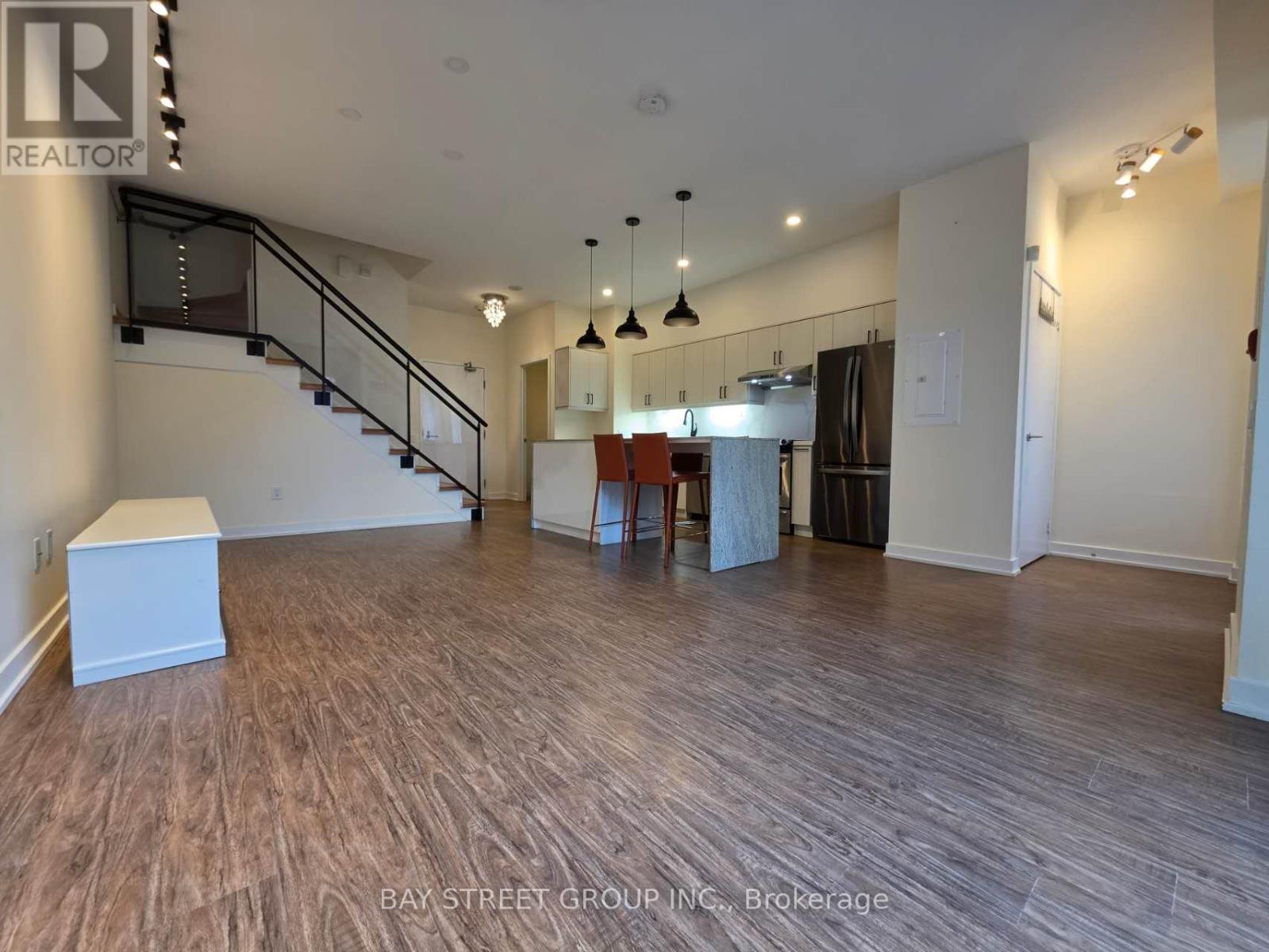 Th 3 - 29 Singer Court, Toronto, Ontario  M2K 0B3 - Photo 9 - C13704856