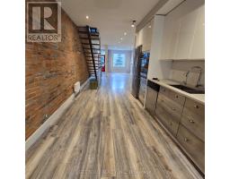 348 DUPONT STREET, Toronto, Ontario