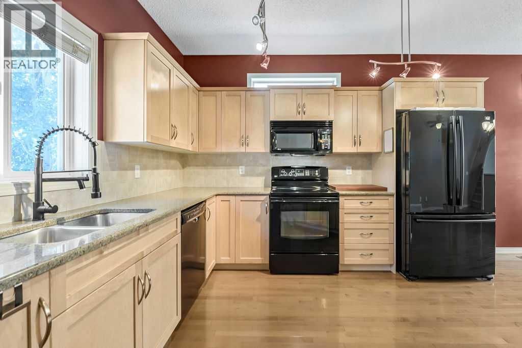 100 Hawkmere Way, Chestermere, Alberta  T1X 0C7 - Photo 10 - A2326832