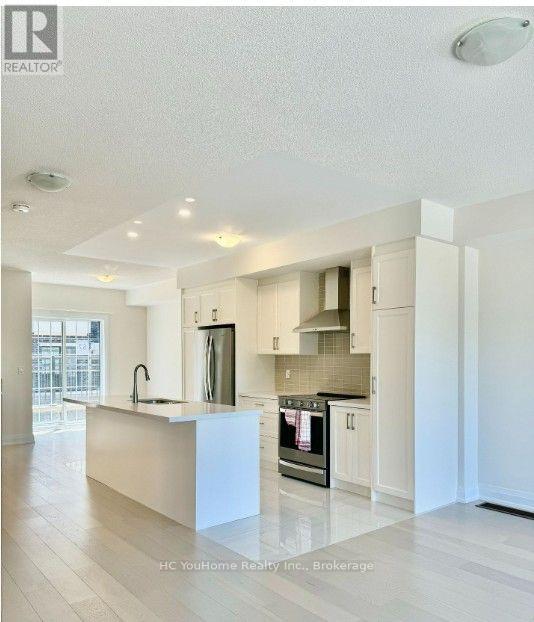 81 Clippers Crescent, Whitchurch-Stouffville, Ontario  L4A 4X7 - Photo 1 - N13704844