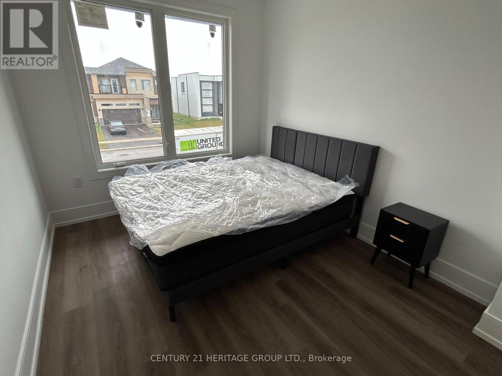3714 Quayside Drive, Severn, Ontario  L3V 8M9 - Photo 3 - S13704838