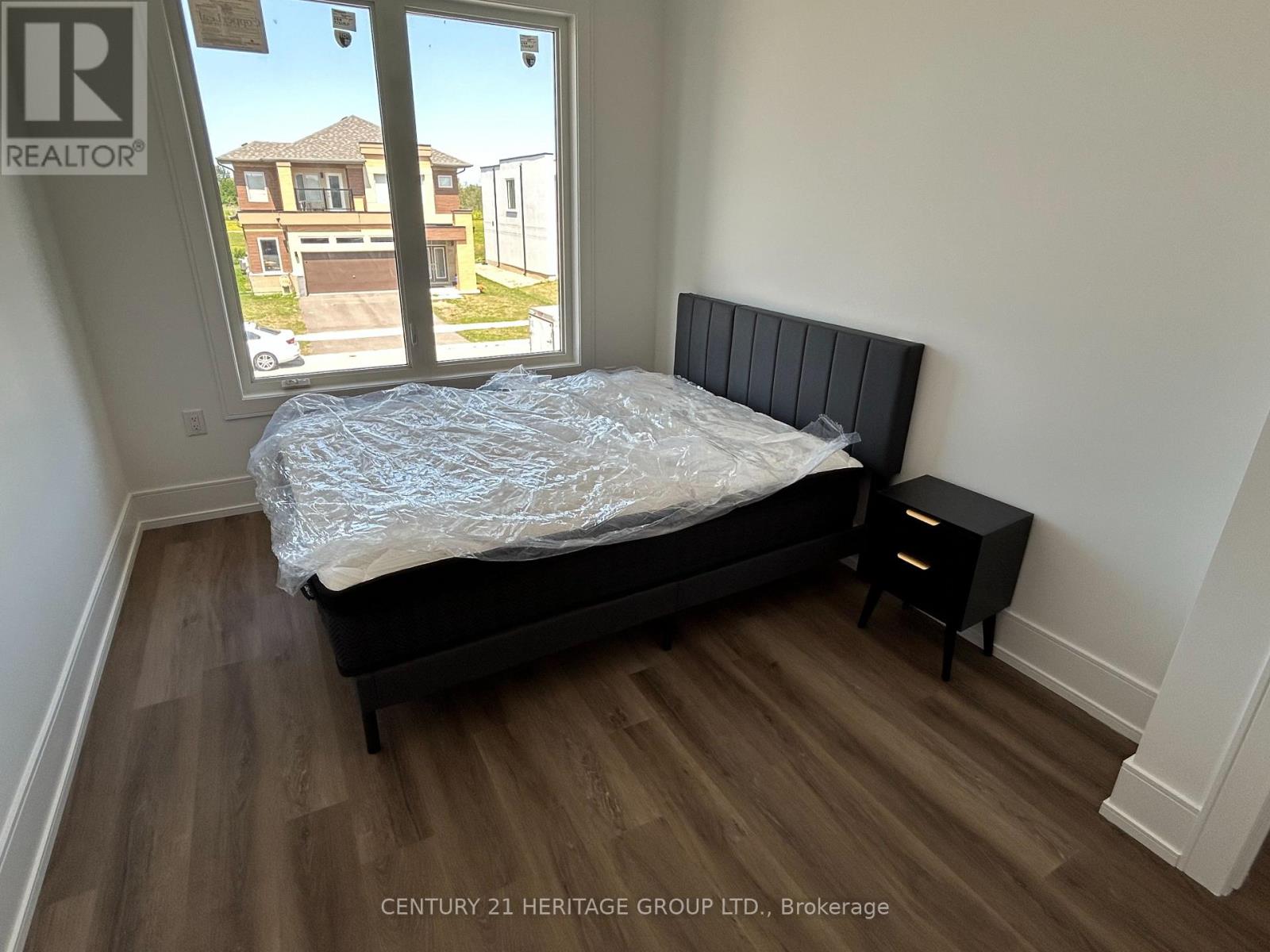 3714 Quayside Drive, Severn, Ontario  L3V 8M9 - Photo 8 - S13704838