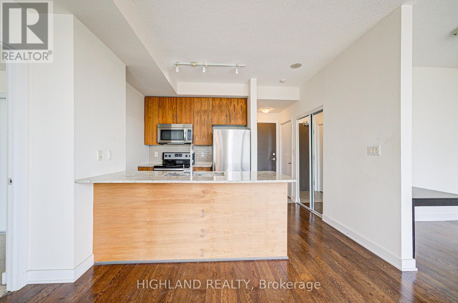 1207 - 4099 Brickstone Mews, Mississauga, Ontario  L5B 0G3 - Photo 7 - W13704842