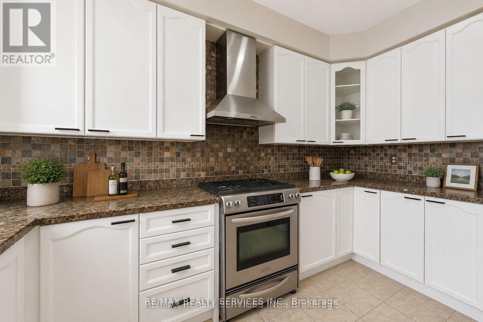 3696 Waterfall Crescent, Mississauga, Ontario  L5N 8G8 - Photo 8 - W13628986