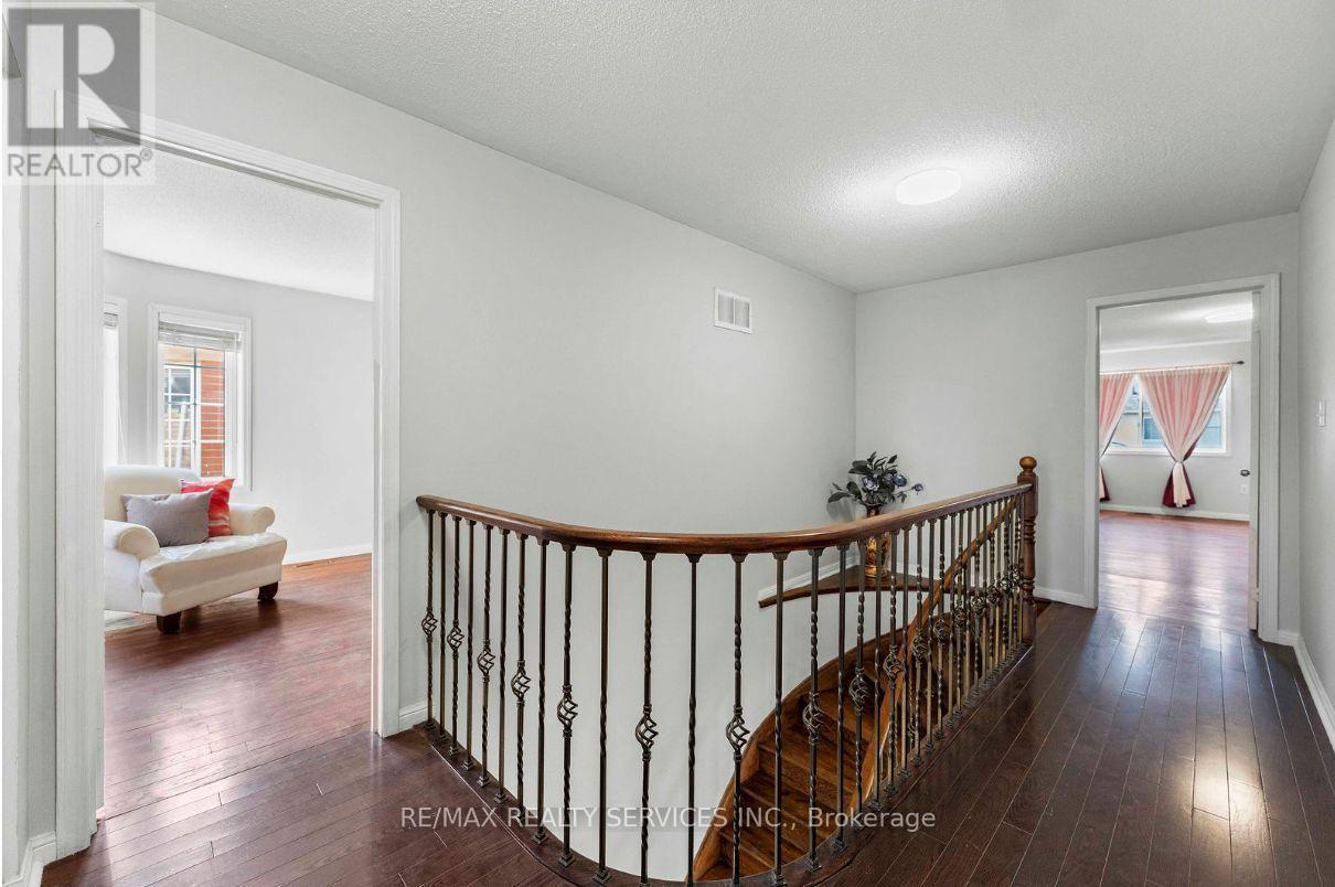 3696 Waterfall Crescent, Mississauga, Ontario  L5N 8G8 - Photo 27 - W13628986