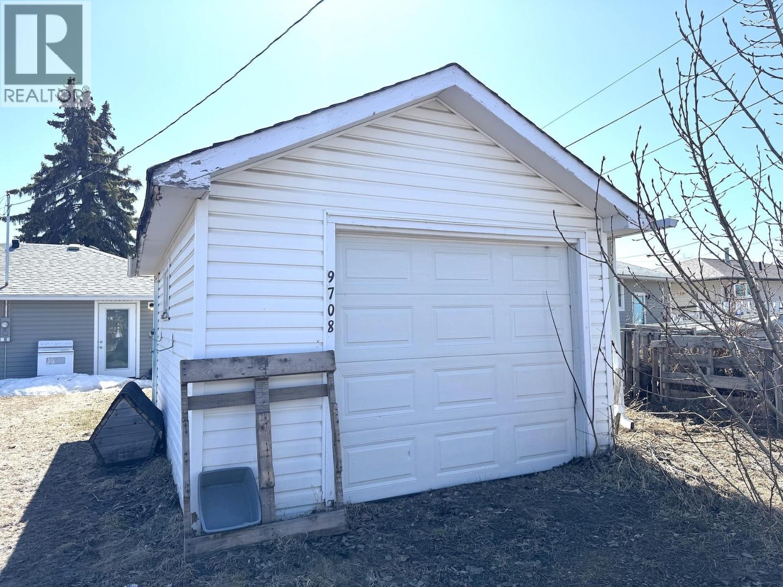 9708 104 Avenue, Fort St. John, British Columbia  V1J 2K2 - Photo 26 - R3121329