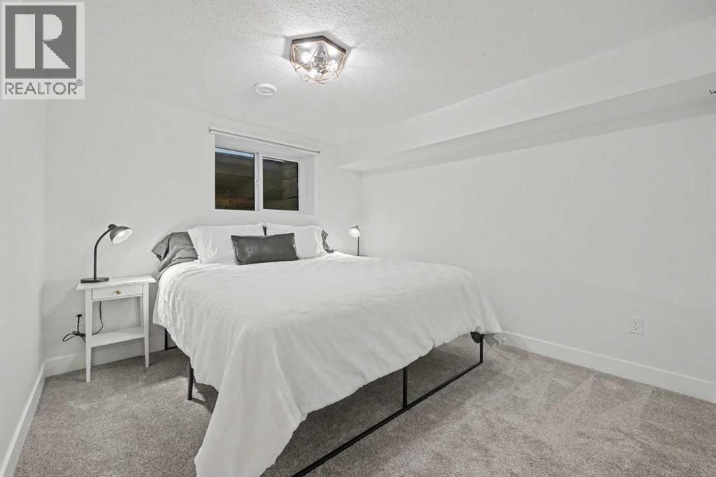 2615 Lougheed Drive Sw, Calgary, Alberta  T3E 5T7 - Photo 35 - A2336906