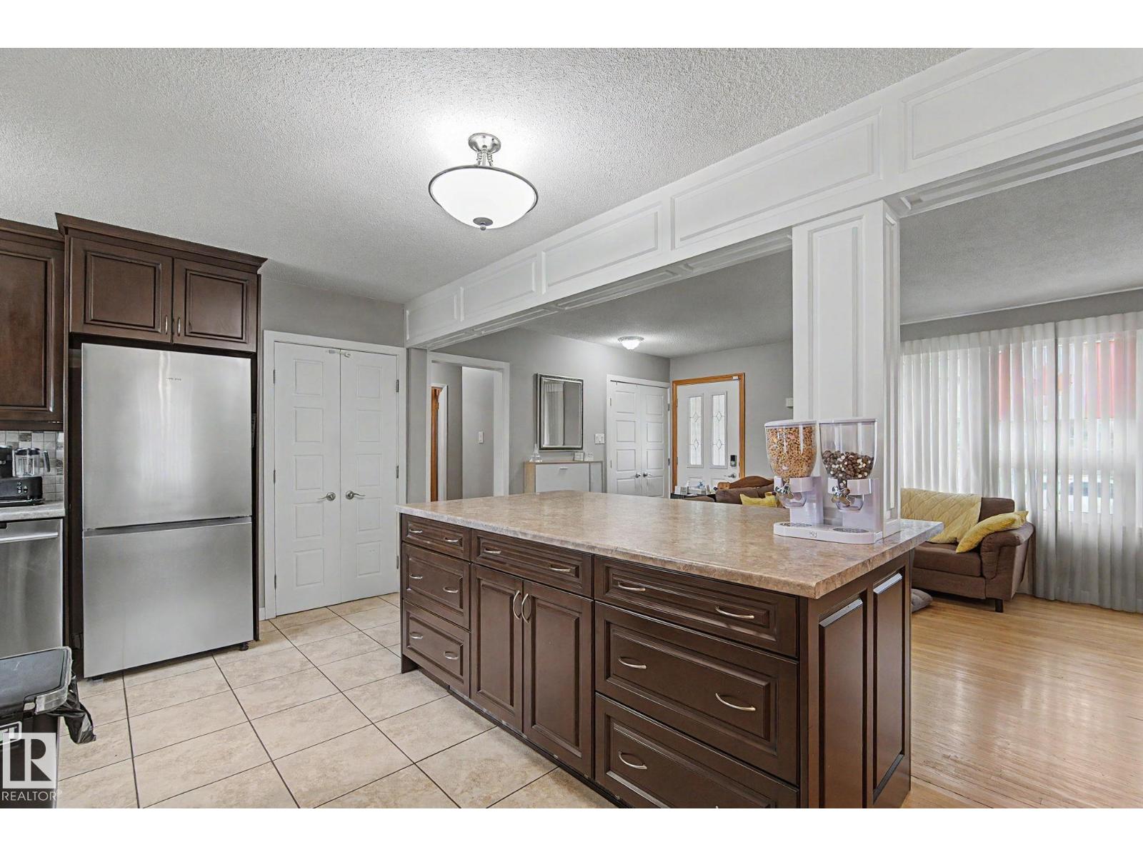 4323 114b St NW, Edmonton, Alberta  T6J 1N8 - Photo 12 - E4505219
