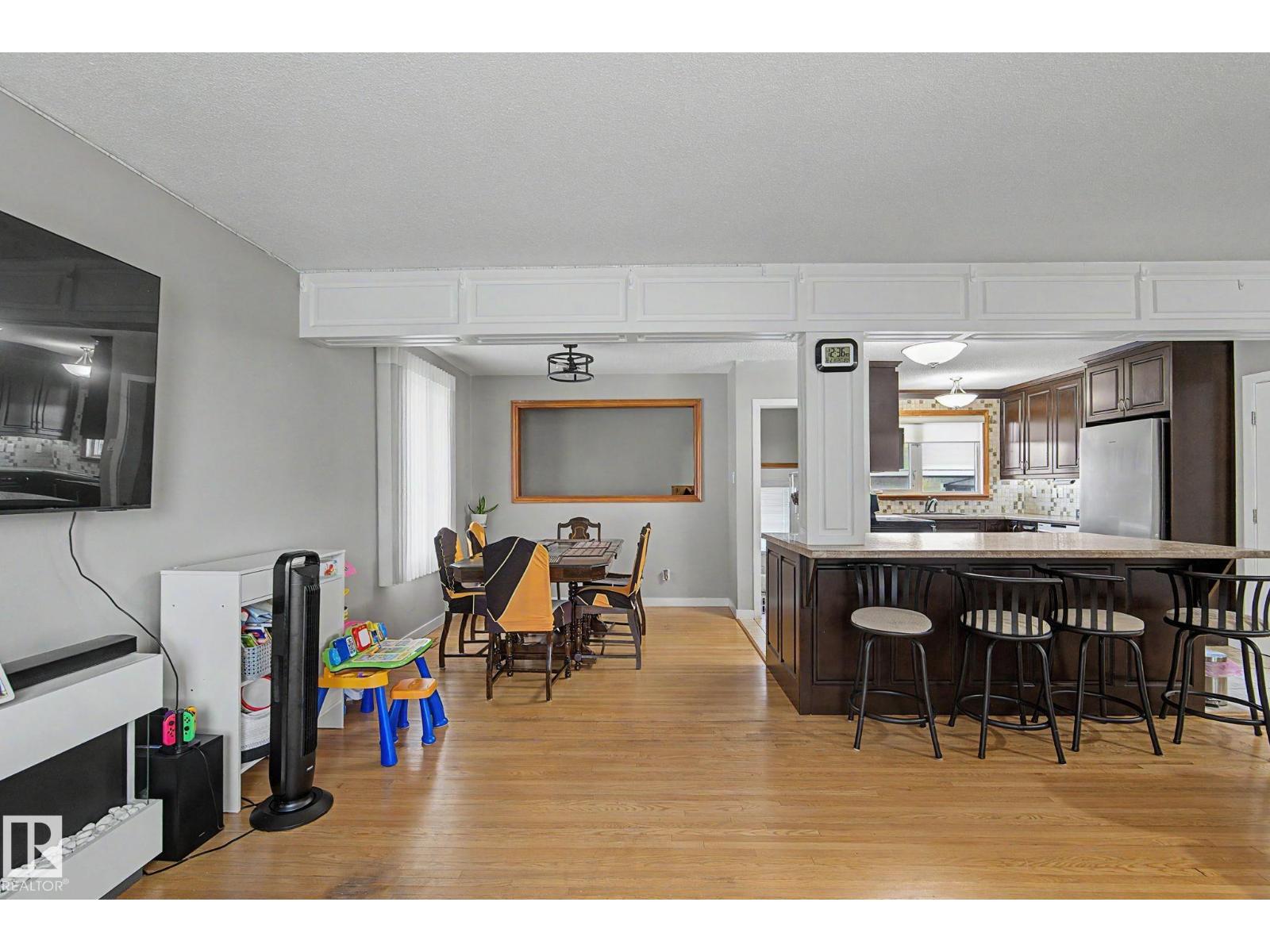 4323 114b St NW, Edmonton, Alberta  T6J 1N8 - Photo 8 - E4505219