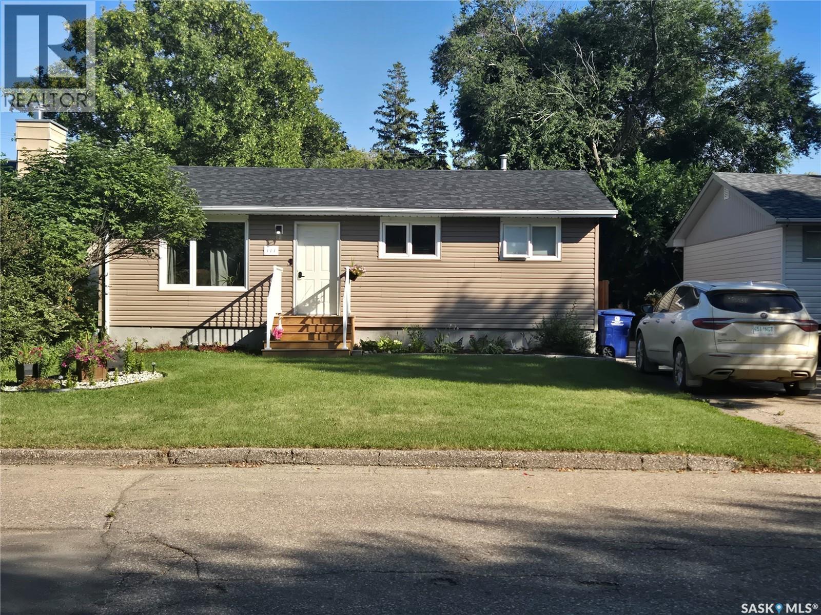 111 Sullivan Street, Stoughton, Saskatchewan  S0G 4T0 - Photo 1 - SK046339