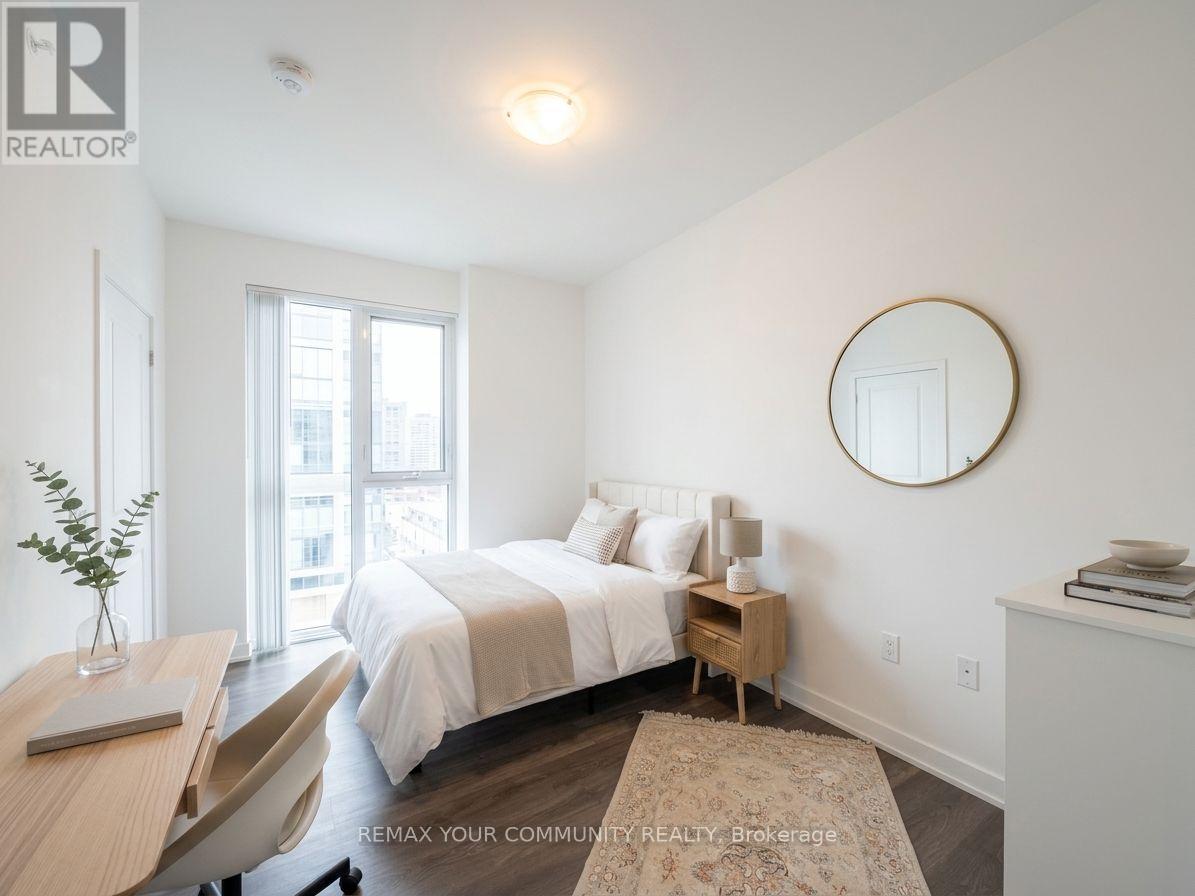 1809 - 75 Oneida Crescent, Richmond Hill, Ontario L4B 0A6 - Photo 2 - N13704878