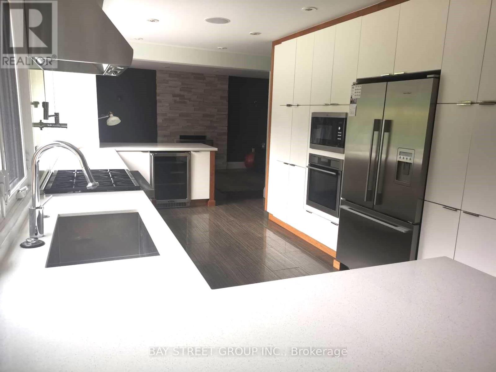 24 Avondale Crescent, Markham, Ontario L3P 2K1 - Photo 12 - N13704880