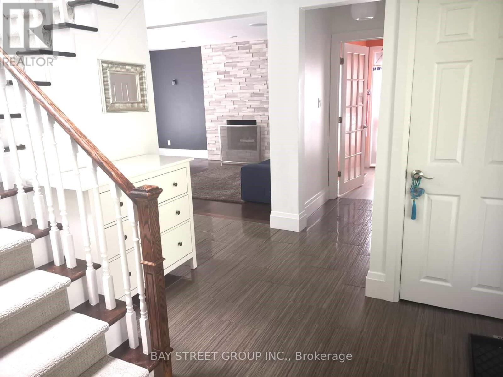 24 Avondale Crescent, Markham, Ontario L3P 2K1 - Photo 14 - N13704880