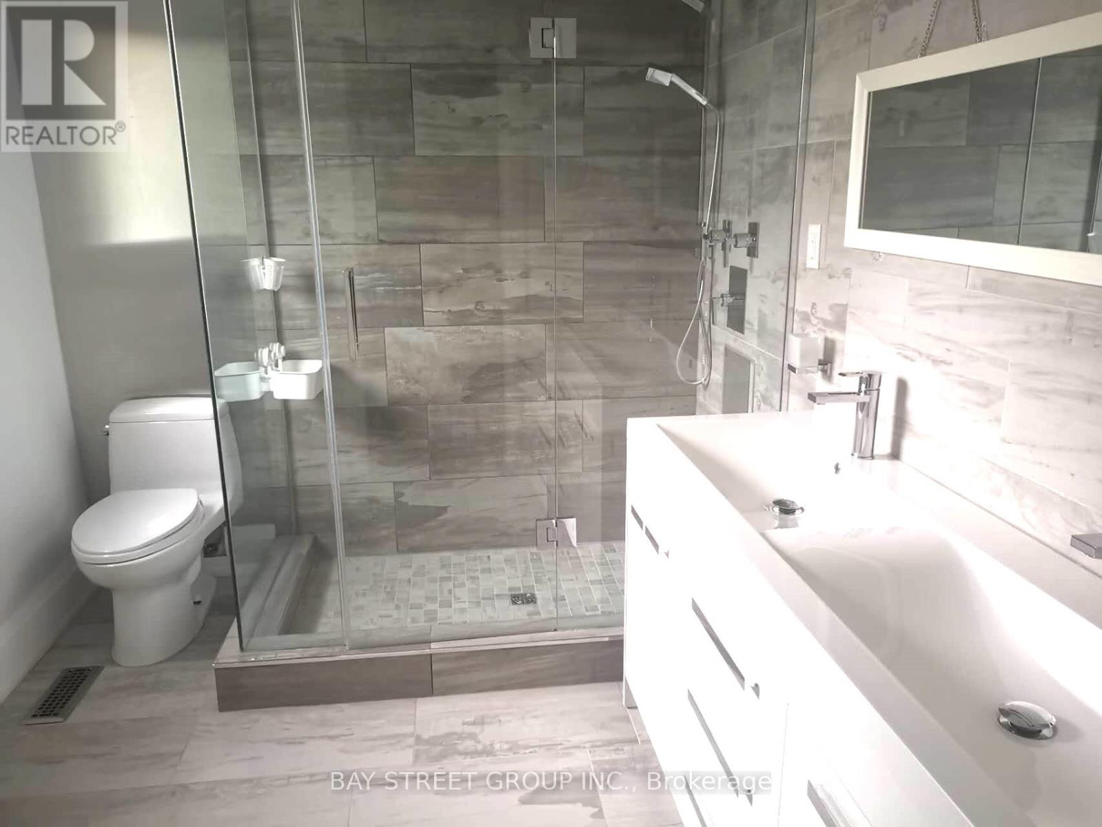 24 Avondale Crescent, Markham, Ontario L3P 2K1 - Photo 27 - N13704880