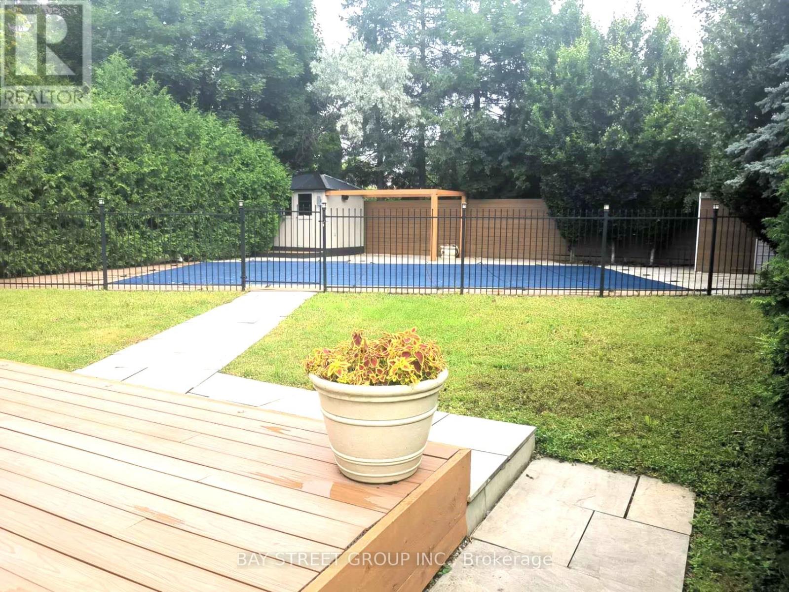 24 Avondale Crescent, Markham, Ontario L3P 2K1 - Photo 8 - N13704880