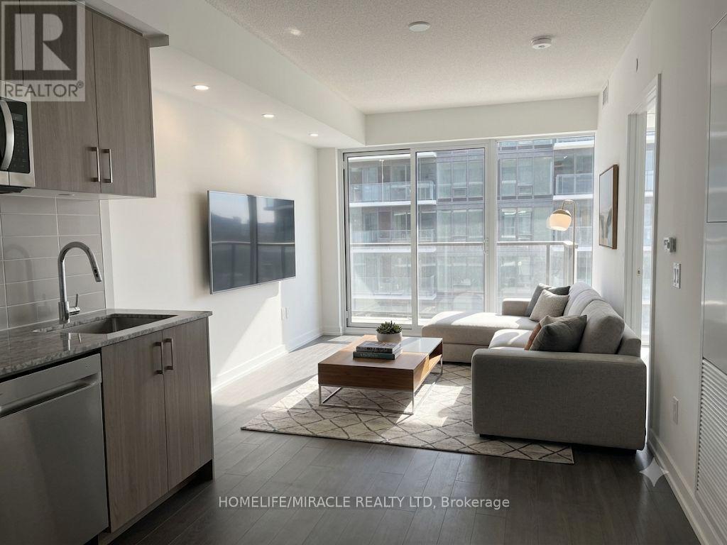 1407 - 4010 Eglinton Avenue, Toronto, Ontario M9A 0G5 - Photo 3 - W13704870