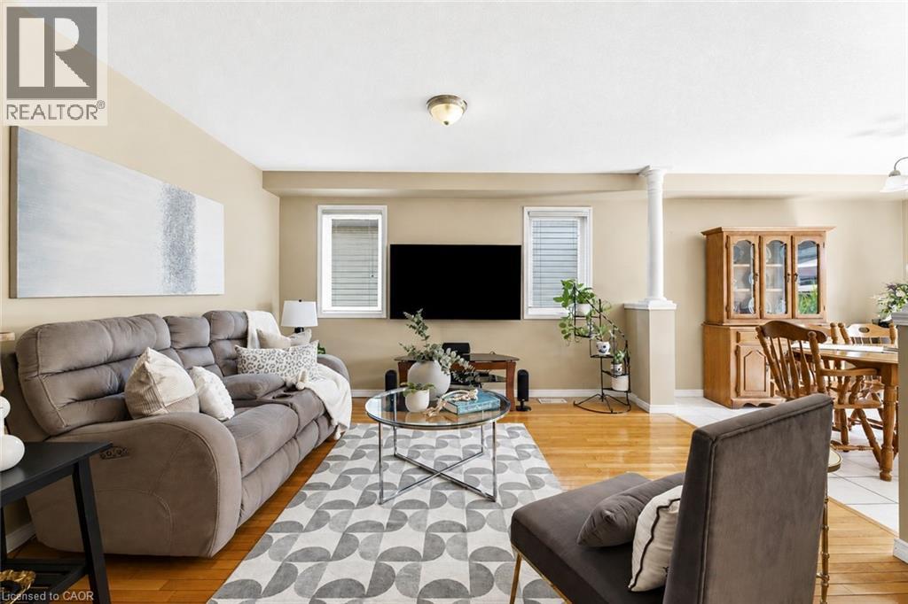 644 Langlaw Drive, Cambridge, Ontario  N1P 1H4 - Photo 9 - 40857526