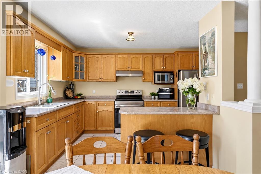 644 Langlaw Drive, Cambridge, Ontario  N1P 1H4 - Photo 14 - 40857526