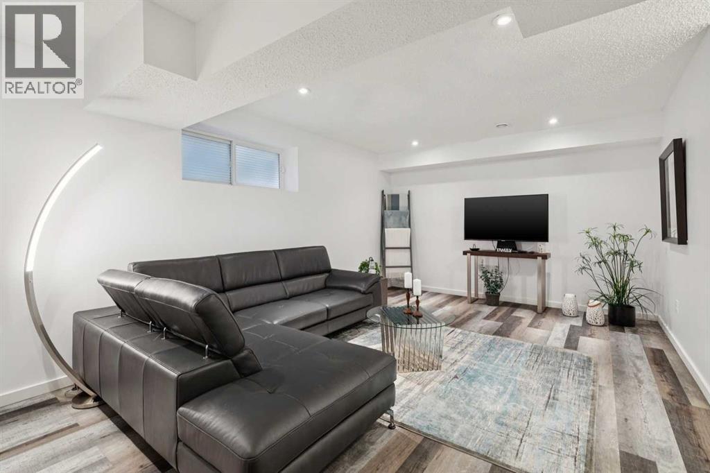 246 Mahogany Heights Se, Calgary, Alberta  T3M 1X1 - Photo 32 - A2339409