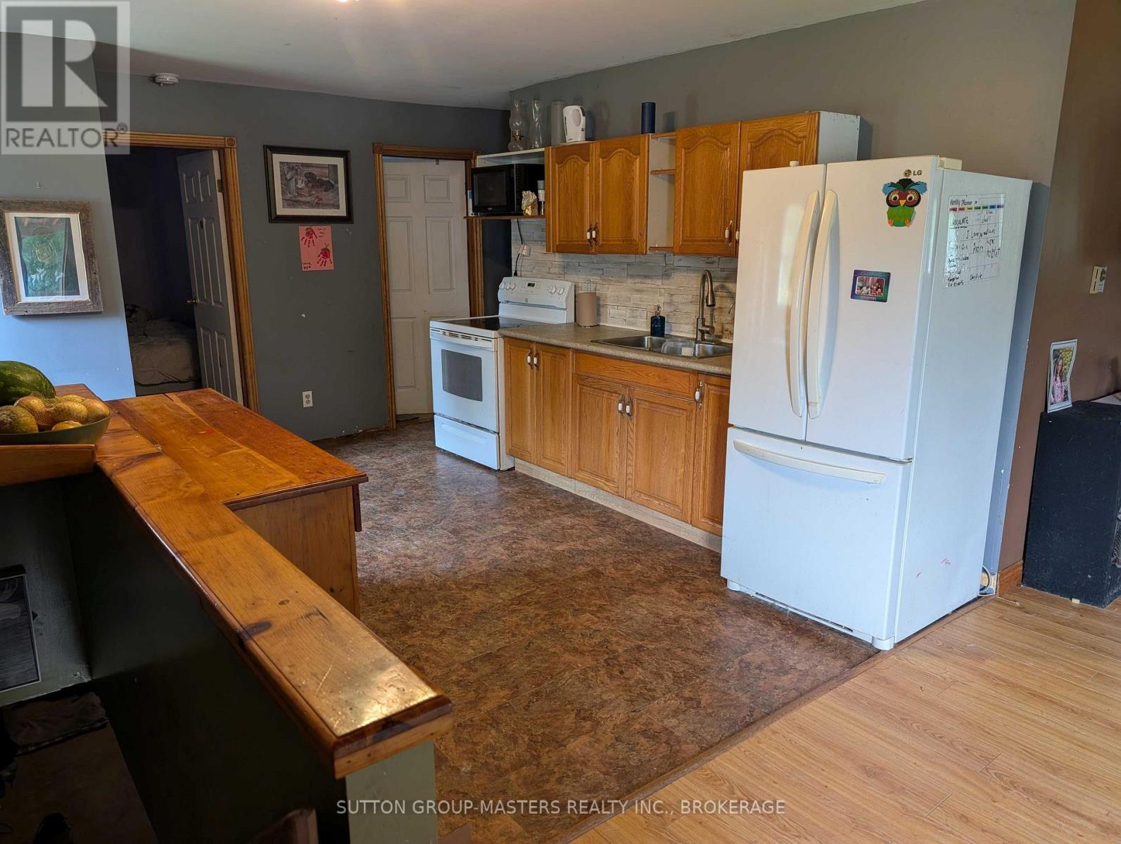 811 Pierces Lane, Leeds And The Thousand Islands, Ontario K0E 1N0 - Photo 6 - X13579138