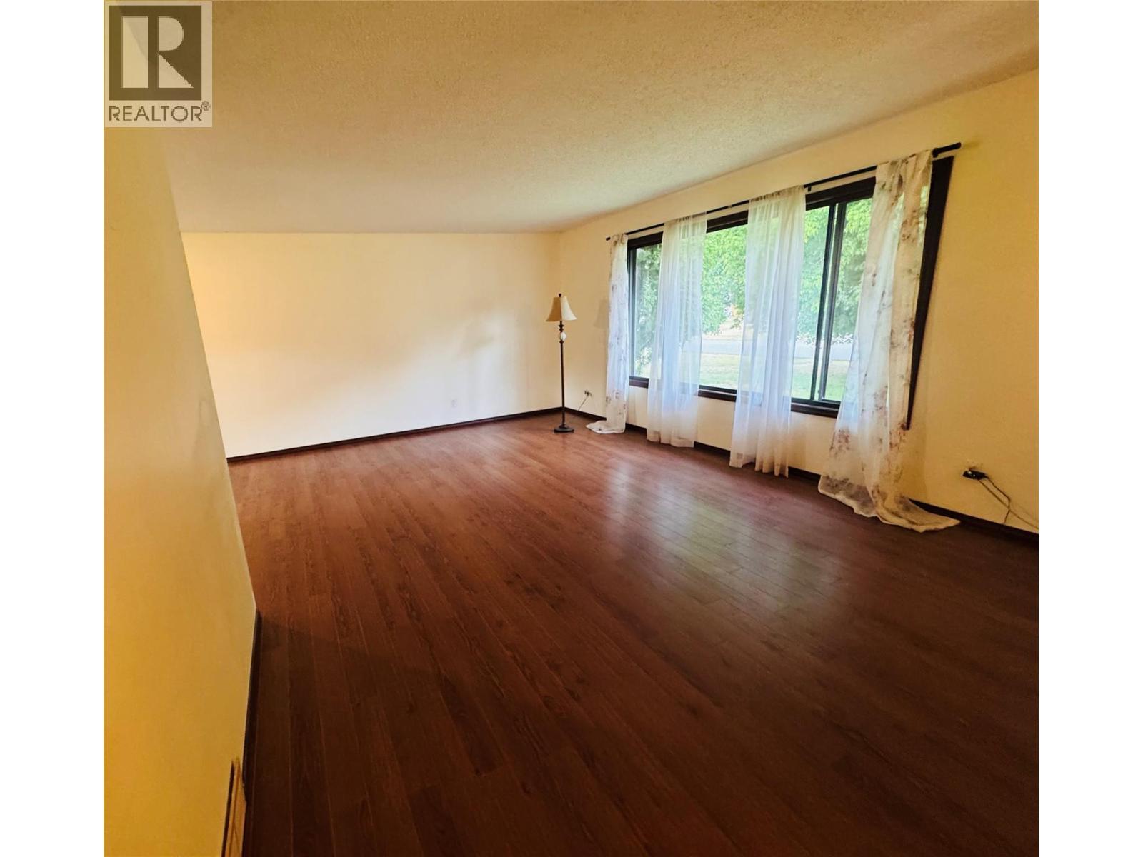 1524 77th Avenue, Grand Forks, British Columbia  V0H 1H0 - Photo 11 - 10394698