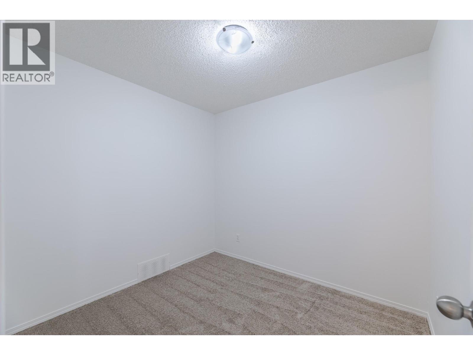 688 Latimer Street Unit# 102, Penticton, British Columbia  V2A 5R6 - Photo 37 - 10397070