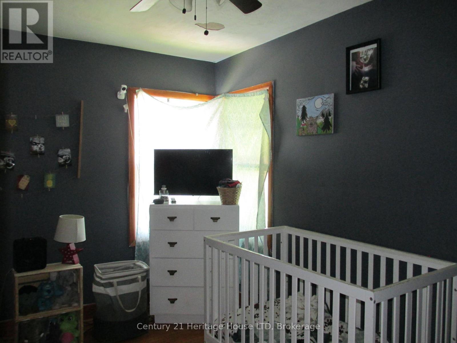 3 Melba Road, St. Catharines, Ontario  L2M 4P5 - Photo 10 - X13704918